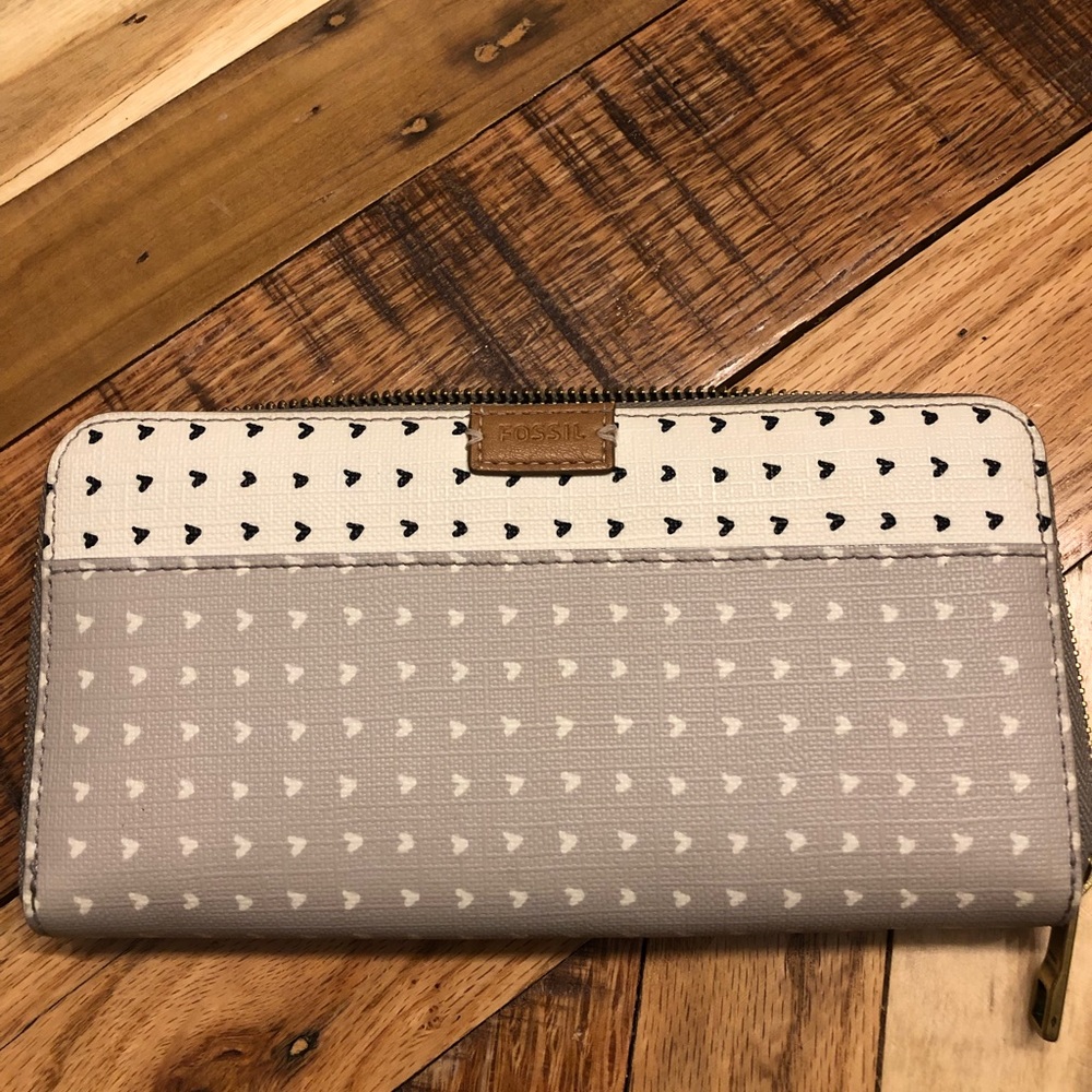 Fossil Women's Emma RFID Zip Wallet